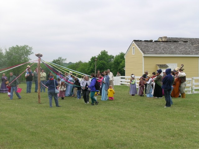 Blazing Bows play for May Pole Dance (2005)